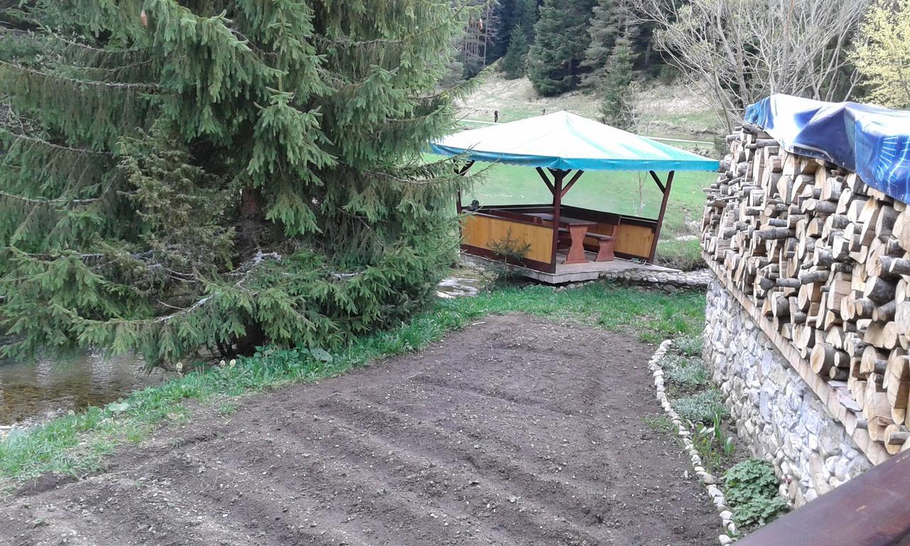 Guest House Chobaka Trigrad Buitenkant foto